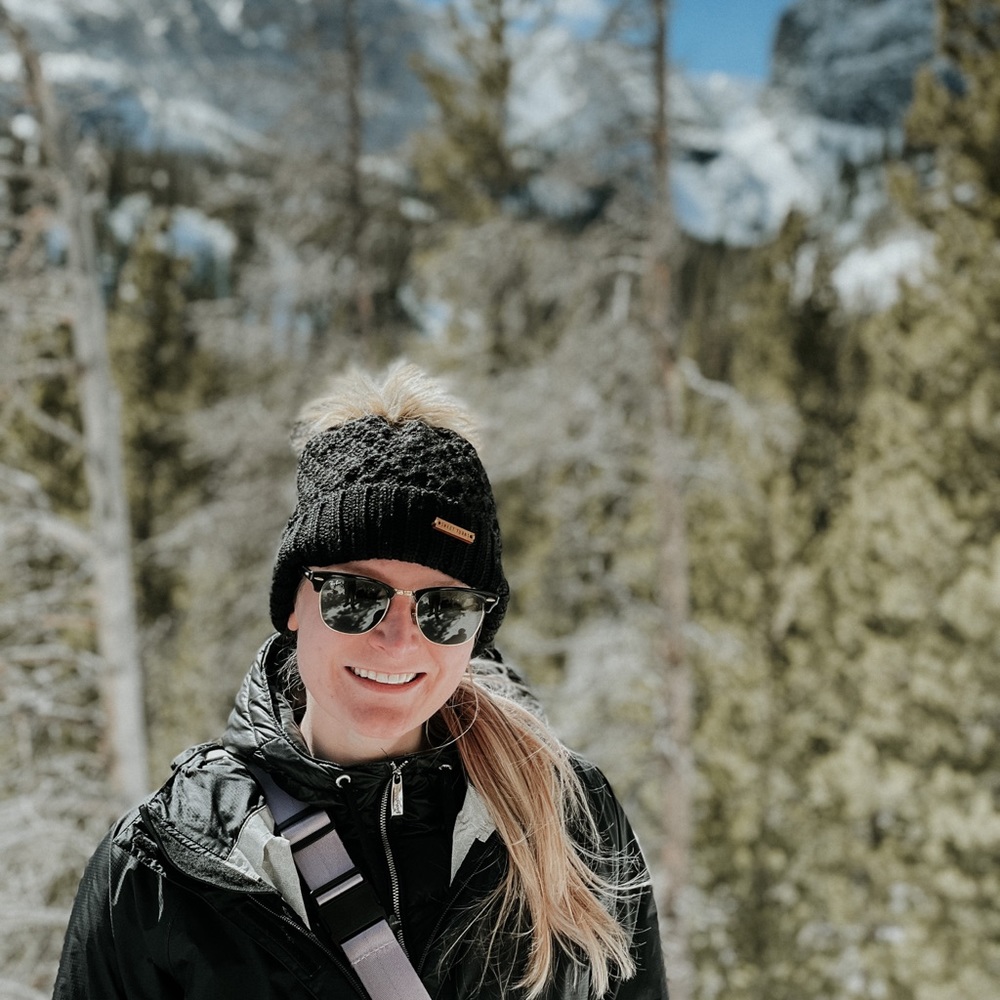 Meet your Posher, Elizabeth